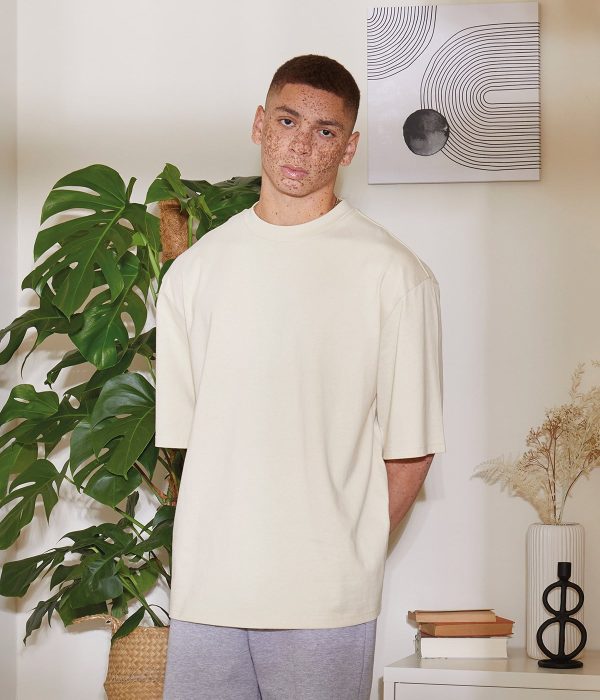Oversized sleeve tee