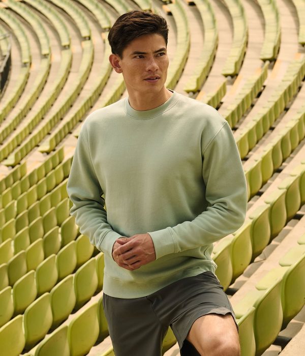 Set-in sleeve sweatshirt